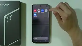 Samsung Galaxy Z Flip 7 & 7 FE: How to Create Folder in Apps Screen (App Drawer)