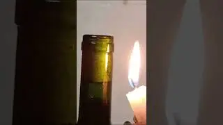How to open a wine bottle without a corkscrew, candle edition #wine #winebottle #hacks #easyhometips