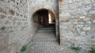 Sellano (PG) vicolo e ponte tibetano