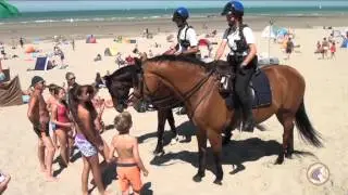 DE TROEVEN VAN DE BELGISCHE POLITIE TE PAARD.