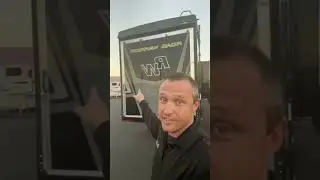 One of the coolest 5th Wheel Toyhauler paint jobs I have seen