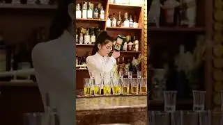 Most #beautiful #japanese #bartender ever #funny #healthy @mr.beast #tiktok #tiktokviral #shorts #1m