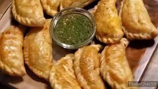 Empanadas Argentinas en la Airfryer o en el horno y Chimichurri