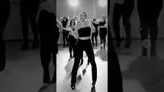Eva alipour pov le chor&eacute;graphedes miss nous apprend une chor&eacute;e miss france en 1h30