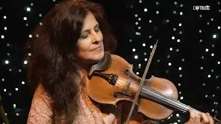REF: 057 &ndash; CLASSICAL TRIO & LOUNGE VIOLINIST