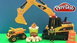 Playdoh CAT Excavator Mighty Machines - Job Site Machine Set - Mighty Wheels by DisneyToysReview