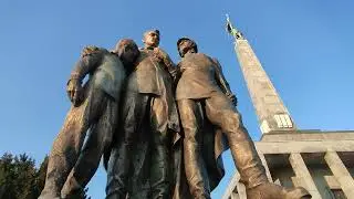 SLAVIN MEMORIAL- ASMR - BRATISLAVA - SLAVIN WALKING TOUR🚶🏻 SLOVAKIA 🇸🇰 (DECEMBER) 2023 (HD 60 fps)