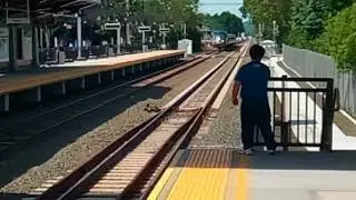 DC bound Amtrak Vermonter going through Wallingford CT on the Hartford Line