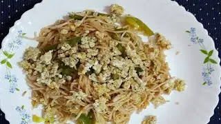 how to make fried noodles recipe at home / noodles recipe / razaans home