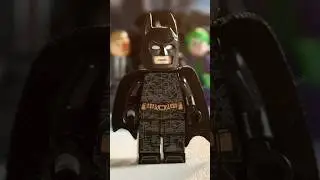 Что это? Карта метро или эксклюзивный принт на фигурке LEGO Batman по Темному рыцарю