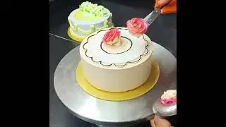 #BEAUTIFUL SIMPLE VANILLA FLOVER CAKE DESIGN 1/2 KG CAKE DESIGN #SHORTS VIDEO