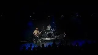 Loveless - IS IT ME | Cardiff, 25.09.2023