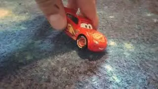LEGO brick toons lightning McQueen's accident but diecast and the final design.