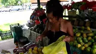 Keaau Farmers Market for Lemons and Parsley