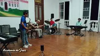 In The Jungle, The Mighty Jungle - Noite de Combos