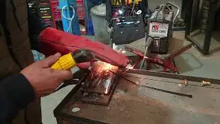 160 amp single phase MMA welder for sale.   Model Parweld XTS 162 DC. Function Test only. #mma #weld