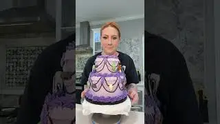 Spooky cake! #cakeswap #cake#short#shorts#chloebuffetkira