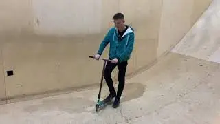 КАК ДЕЛАТЬ ВИП НА САМОКАТЕ | HOW TO WHIP ON SCOOTER