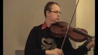 Testing a new Viola Grande, corpus 430 mm.