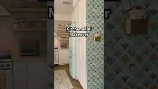 Giving my kitchen a mini makeover w. wallpaper! #beforeandafter #homedecor #homeimprovement #kitchen