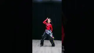 B&agrave;i n&agrave;y slay qu&aacute;, Follow Me #may_kiddycrew #lecirque #minhxentertainment #MXE