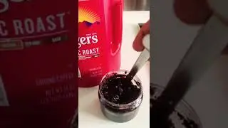 Coffee and olive oil scrub