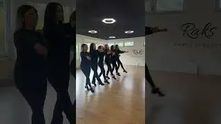 Ayağında takunya akımı geri gelmişş #davutg&uuml;loğlu #horon #karadeniz #t&uuml;rkiye #dance #dans #k&ouml;ln