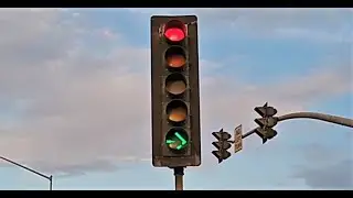 5-Section Econolite Bullseye Traffic Light (Qualcomm Way & I-8 West)