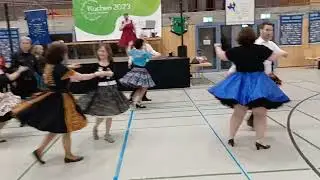 SJ 2023, Slow Walz - Round Dance with lots of callers and cuers on the floor