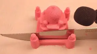 Very Satisfying and Relaxing KineticSand Cutting And #kineticsand #asmr #springonshorts