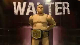 WALTER Elite Action Figure Unboxing