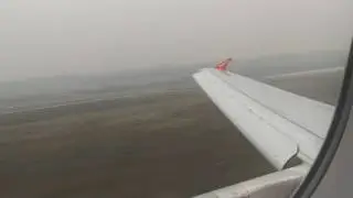 easyJet Landing Milan Malpensa A319