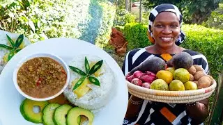 African Village Cooking Delicious Green Grams With Rice 🍚//Simple Home Cooking Village Style 