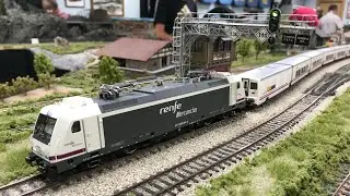253 004-6 RENFE con traspaso de material Talgo Elipsos