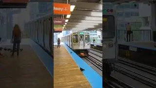 CTA Green Line train arriving at Clark/Lake station #train #shorts