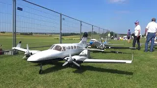 Huge Radio controlled RC Cessna 421C Golden Eagle Serie Scale Model Airplane