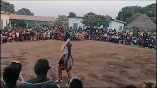 Famoudou Konat&eacute; with Santa Claus