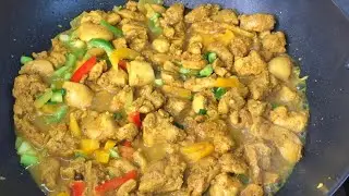 BONELESS CURRY CHICKEN JAMAICAN STYLE