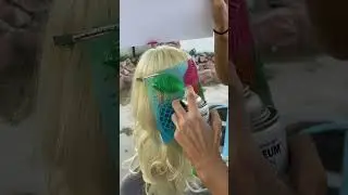 Очень креативно подошел к использованию цвета.