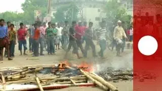 Street clashes in Bangladesh after building collapse