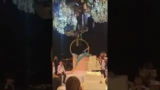 A crazy wedding night ! A loop dancer!