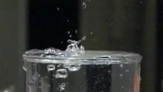 Dr&aring;ber i slowmotion...
