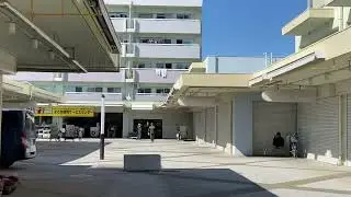 シャター街化した三郷団地センターモール　埼玉県三郷市