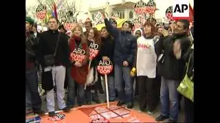 Anti-war protesters mark 3rd anniversary of start of Iraq war