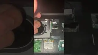 What&rsquo;s happens if a hard drive is unplugged from a laptop? #laptop #laptops #2011 #old #harddrive
