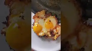 Chili crisp fried eggs (EASY!!) #food #asmrfood