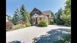 Real Estate Video Tour in Beautiful Collingwood Home on Tree Streets