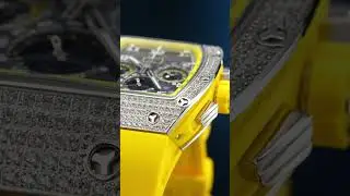 💎A luxurious revolution on your wrist begins with this diamond-studded timepiece!