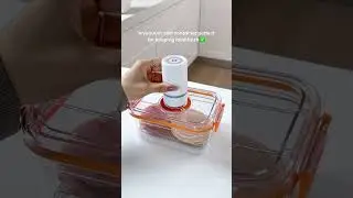 Food Container with Vacuum Pump