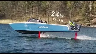 ELECTRIC BOAT WITH FOILS: Candela Bow Rider Built In Sweden